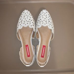 Unionbay white flats